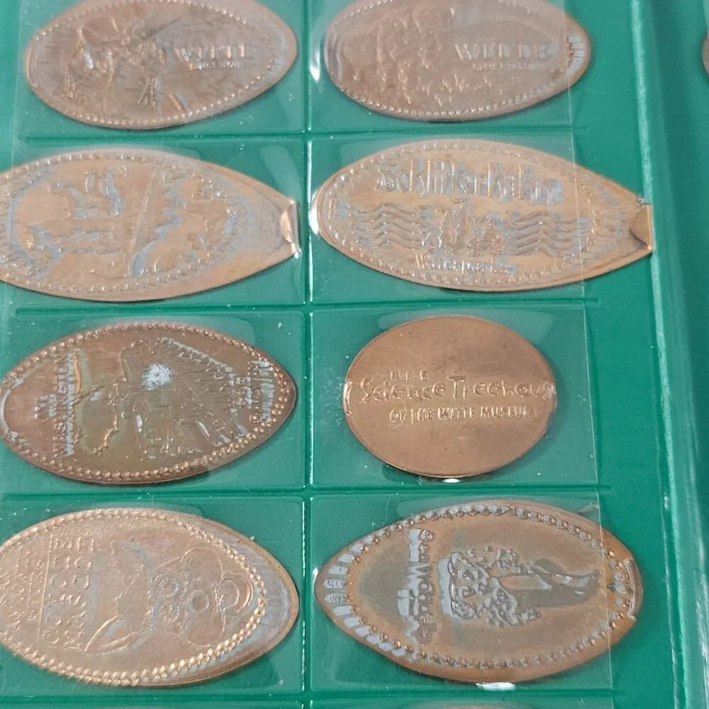 Pressed Pennies Collecting Book San Antinio Zoo Sea World Universal Studios